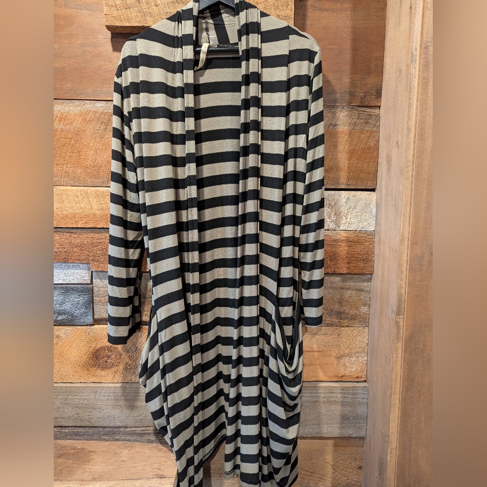 Comfy USA Black And Brown Tunic